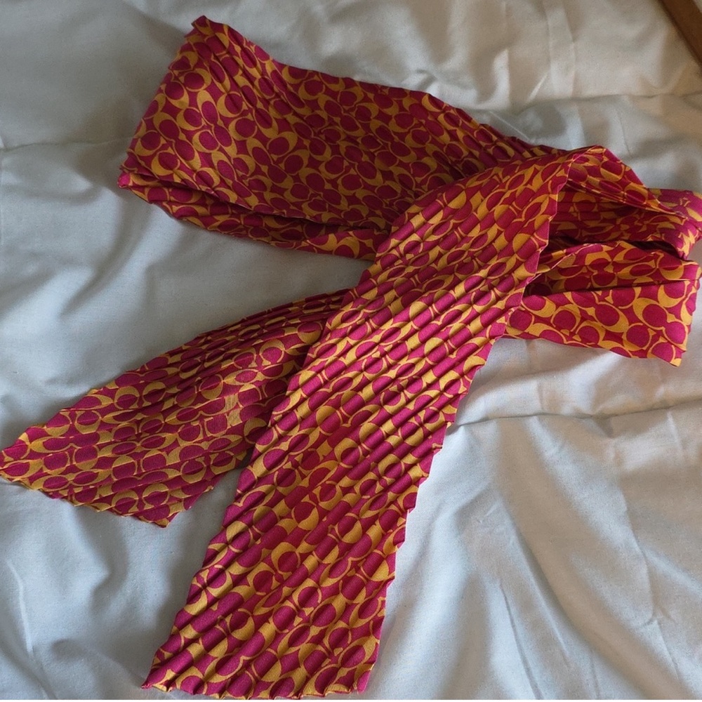 Coach Pleated Vintage 100% Silk thin scarf